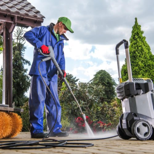 How Pressure Washers Save Time and Money for Industrial Operations